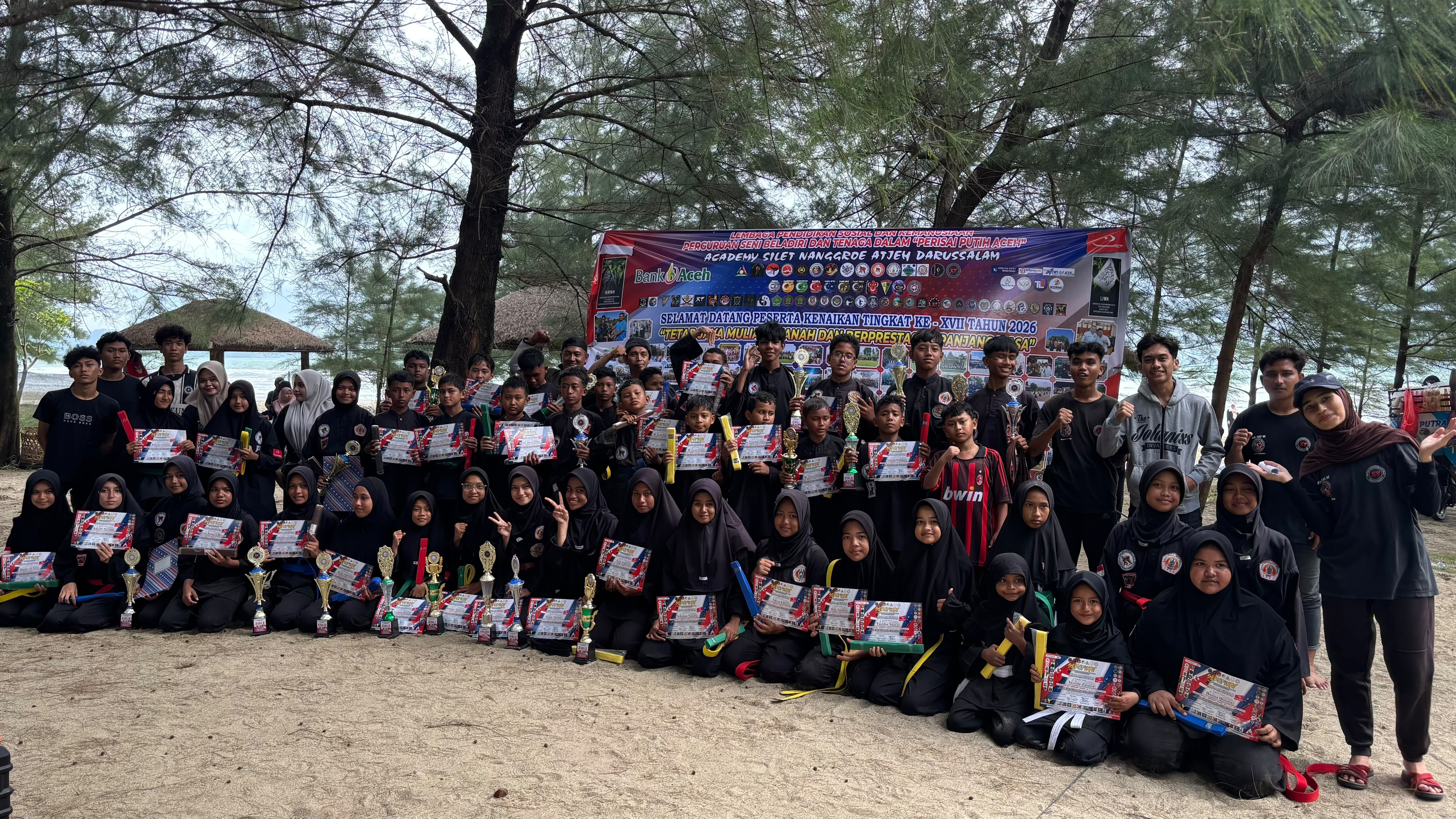 Yayasan Perisai Puteh Indatu Atjeh dan Perisai putih Atjeh sukses melaksanakan  kenaikan tingkat UKT/ UKS KE - 17 Tahun 2026.